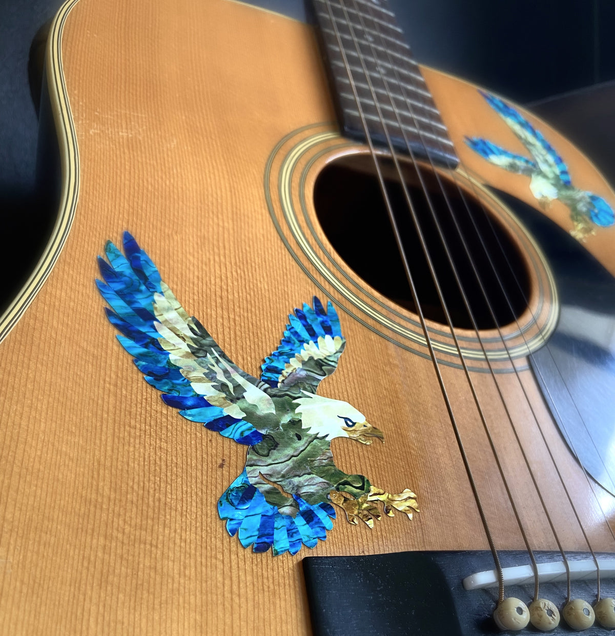 American Eagle (L&R)