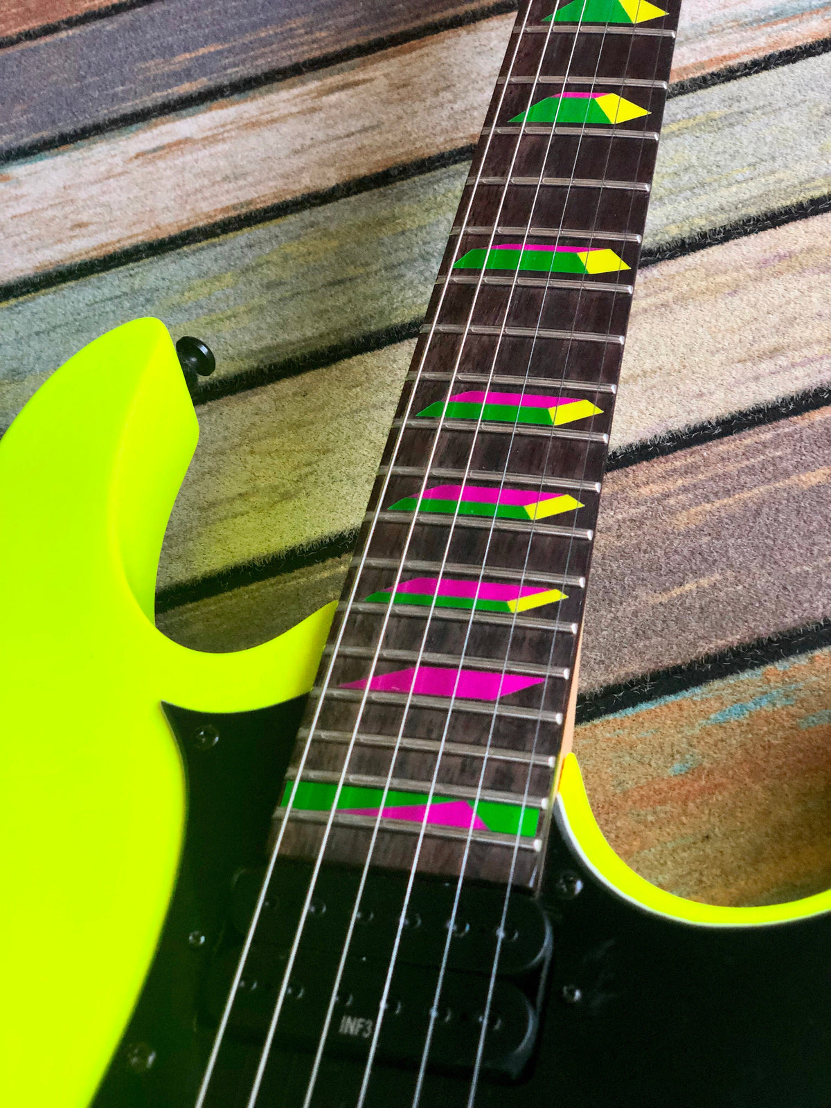 Steve Vai Pyramid - Fret Markers for Guitars & Bass - Inlay Stickers Jockomo